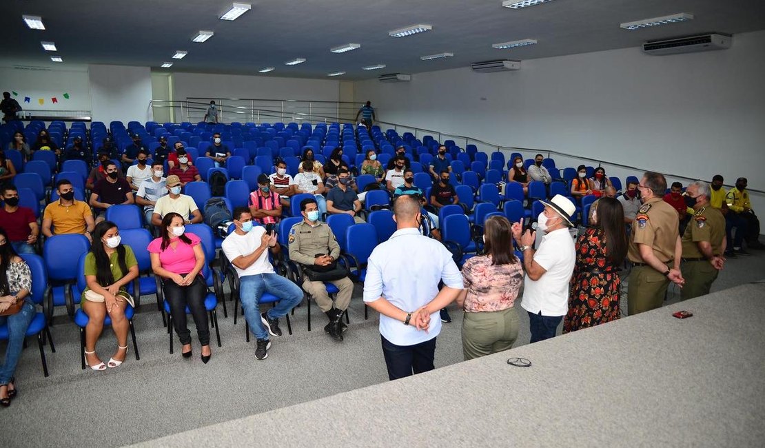 São Sebastião encerra projeto de aulas preparatórias para concurso da PMAL