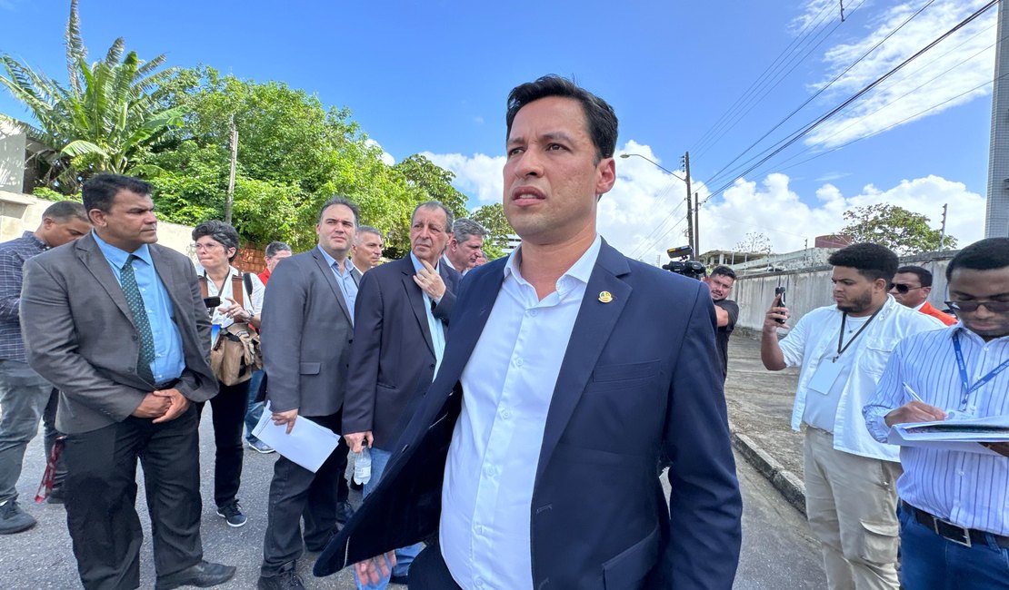 Rodrigo Cunha cobra explicações da Defesa Civil de Maceió sobre caso da mina 27 da Braskem