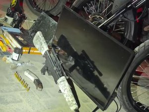Suspeito é preso com arma longa, munições e drogas na Chã da Jaqueira