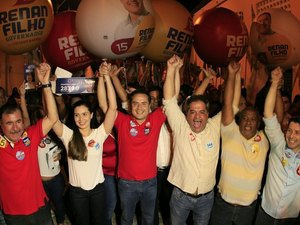 Caminhada de Renan Filho empolga moradores de Maceió