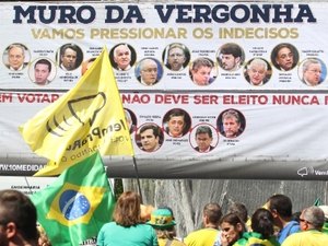 Protestos marcados para 200 cidades marcam defesa à operação Lava Jato