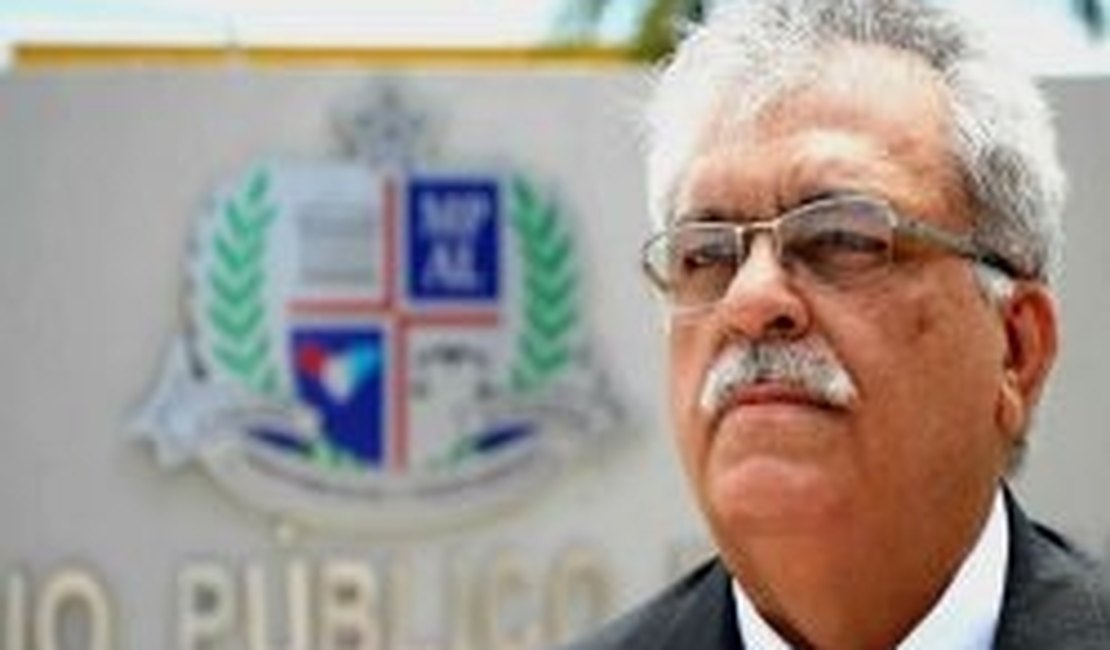 Justiça condena traficante responsável por matar irmãos no Jacintinho