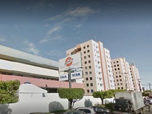 Faculdade deve indenizar aluno que se formou e não recebeu diploma