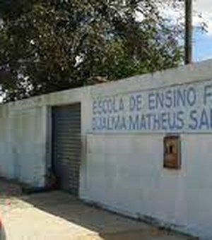 Celular é roubado nas proximidades da Escola Djalma Mateus em Arapiraca