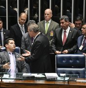 Renan Calheiros deve ser 'demitido' do cargo de ouvidor do Senado