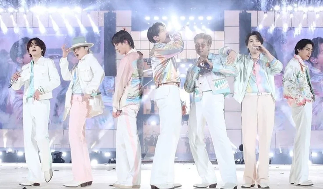 Fãs do BTS criam rede de atendimentos psicológicos gratuitos. Saiba mais
