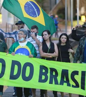 Operação desmonta acampamento pró-Bolsonaro '300 do Brasil'