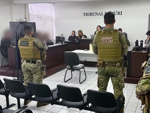 Homem é condenado a 15 anos de prisão por feminicídio em Murici