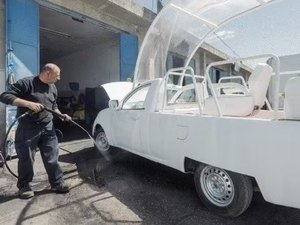 Papamóvel será transformado em unidade de saúde para crianças em Gaza