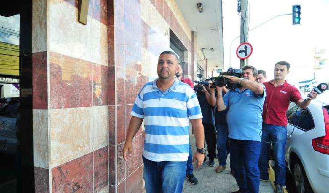 Empresário do goleiro Bruno é acusado de matar enteado em Minas Gerais