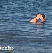 Reynaldo Gianecchini é flagrado na praia com outro rapaz na Espanha