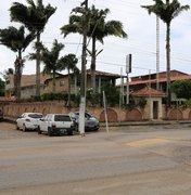 Polícia Militar fecha estabelecimentos comerciais em Maragogi