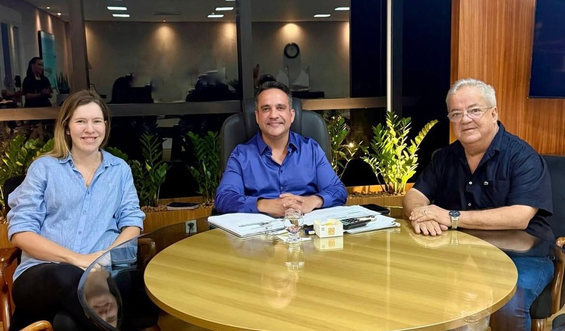 Cibele e Abrahão Moura se reúnem com governador Paulo Dantas para discutir investimentos em Paripueira