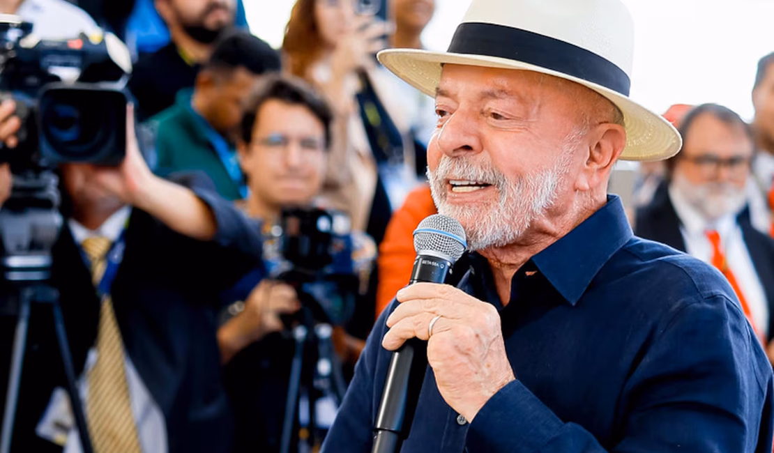 ‘Somos muito grandes’, diz Lula ao dizer que não vai aceitar tratamento dos EUA ao Brasil