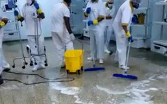 Equipes do HEA intensificam trabalho de limpeza e desinfecção contra a Covid-19