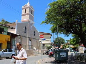 Misto quente chega custar até R$ 16,00 em Maragogi; cafezinho R$ 9,99