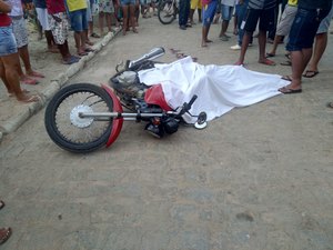 Homem é assassinado em frente ao Fórum de São Sebastião