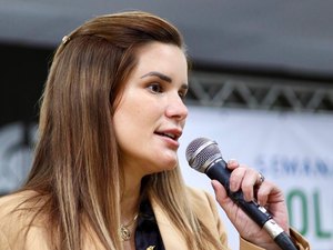 Prefeita Ceci inicia novo mandato com obras, serviços ampliados e forte presença em Atalaia