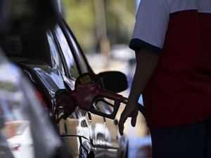 Governo vai recorrer de suspensão do aumento de imposto sobre combustível