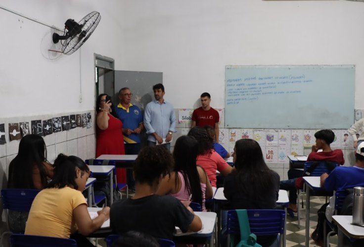 MPE flagra alimentos fora das normas sanitárias em escolas de Delmiro Gouveia