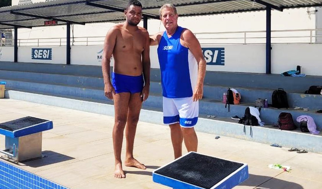 Nadador alagoano disputa seletiva nacional para campeonato de natação paralímpica