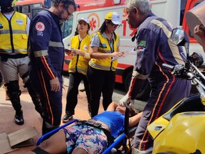 Ronda no Bairro encaminha paciente em surto para o Hospital Portugal Ramalho