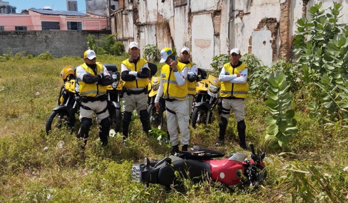 Ronda no Bairro recupera motocicleta roubada no bairro de Jaraguá, em Maceió