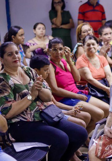 Prefeitura entrega 60 cadeiras de rodas para APAE, Pestalozzi e Credefipi