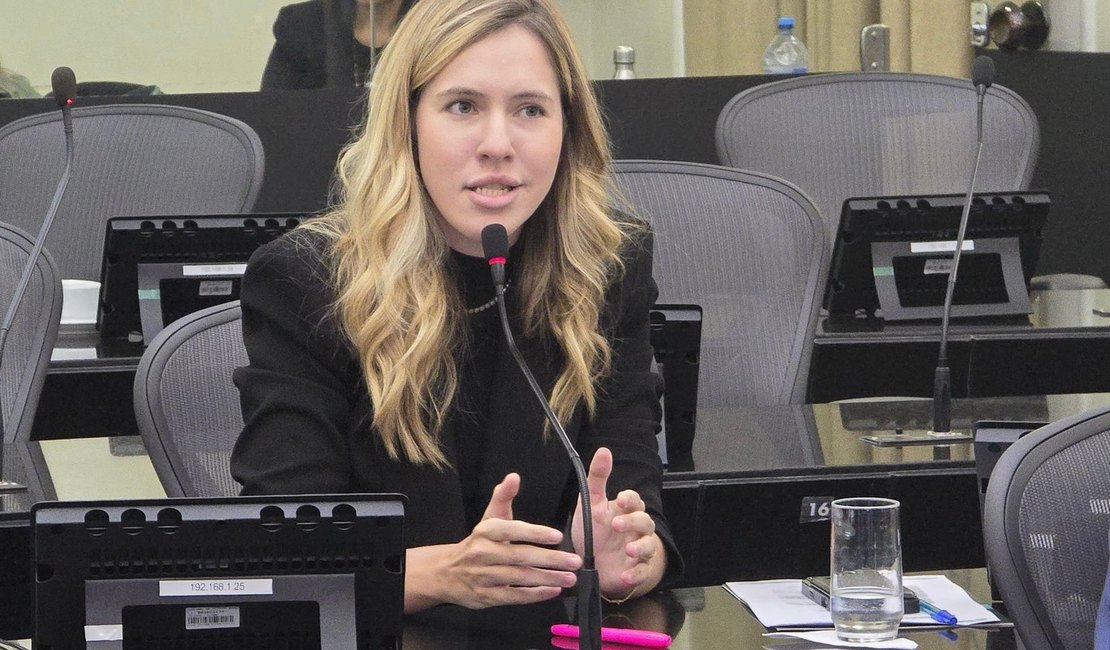 Lei de Cibele Moura que reforça combate à violência sexual contra crianças e adolescentes é sancionada