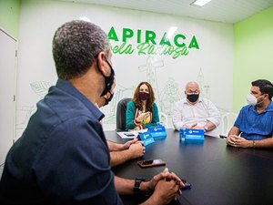 Prefeitura de Arapiraca e vereadores debatem programa de inovação e sustentabilidade para o centro comercial