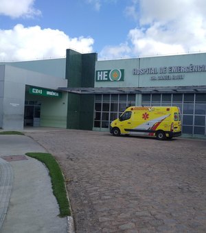 Hospital de Emergência do Agreste promove 3ª edição do “AVC na Praça”