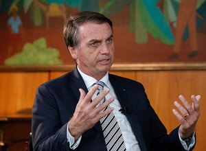 Para Bolsonaro, privatização dos Correios irá baratear e melhorar serviço