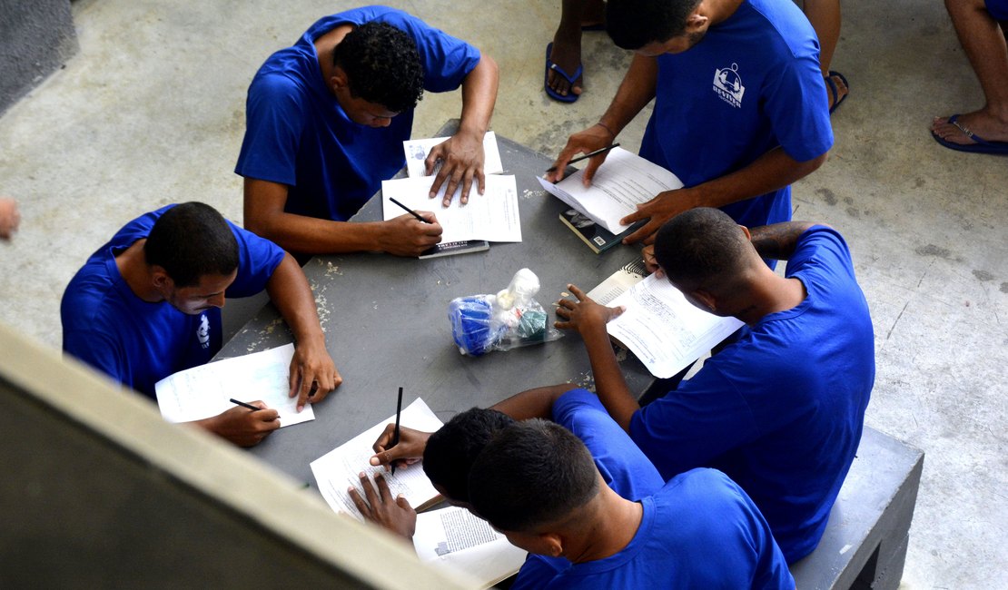 Reeducandos de Alagoas terão acesso a curso superior em universidade pública