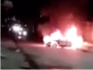 Carro pego fogo e assusta moradores no Tabuleiro do Martins