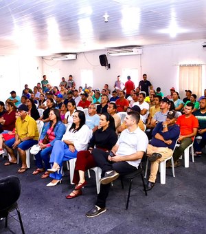 Prefeitura de Lagoa da Canoa reúne produtores rurais para apresentar programa fundiário do Governo Federal