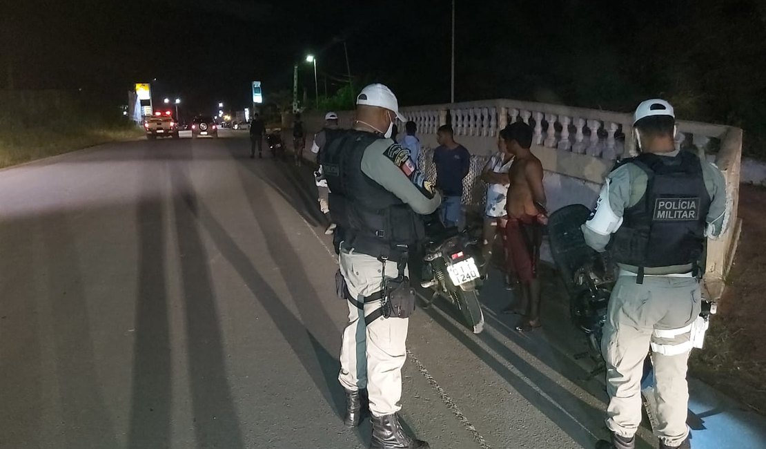 [Vídeo] BPRv recolhe 17 motociclistas em blitz na Região Norte de Alagoas