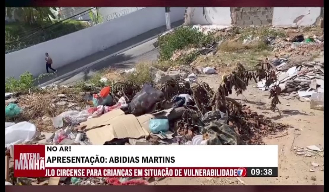 Mirante está sendo usado como depósito de lixo no Jacintinho