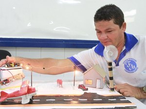 AL reduz taxas de analfabetismo e aumenta matrículas de alunos com deficiência e EJA