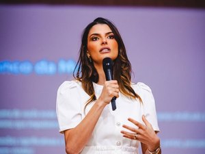 De olho em 2026, primeira-dama de Maceió muda nome no Instagram