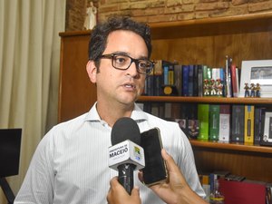 Prefeitura abre edital para interessados em trabalhar em reparos de prédios públicos