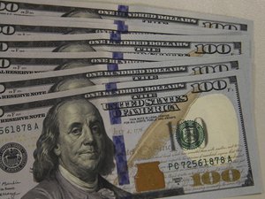 Dólar fecha no zero a zero, a R$ 5,64, a espera de dados da economia dos EUA