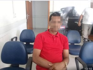 Prisão: homem filma polícia e militares encontram fotos de arma em seu celular