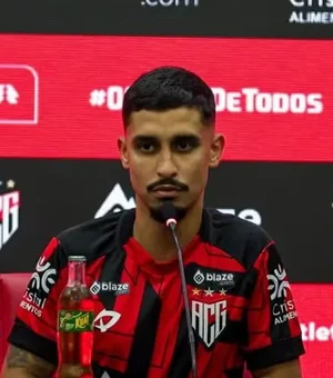 Danielzinho é apresentado no CRB, mas estreia deve demorar