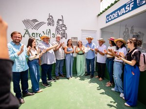 Com apoio de Cunha, Núcleo de Aprendizagem Rural e Cozinha Comunitária recebem equipamentos