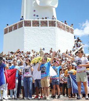 Ceci acompanha romeiros de Atalaia em peregrinação a Juazeiro do Norte