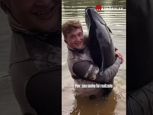 Pescador que pegou tambacu de 40 kg conta segredos para pesca ideal