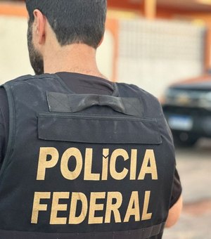 Polícia Federal cumpre mandado em Maceió contra acusado de fraude bancária