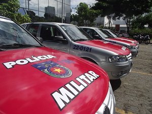 Polícia aborta tentativa de roubo e apreende arma de fogo na Santa Lúcia