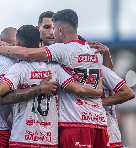 CRB vence em casa e ainda tem chances de acesso a Série A