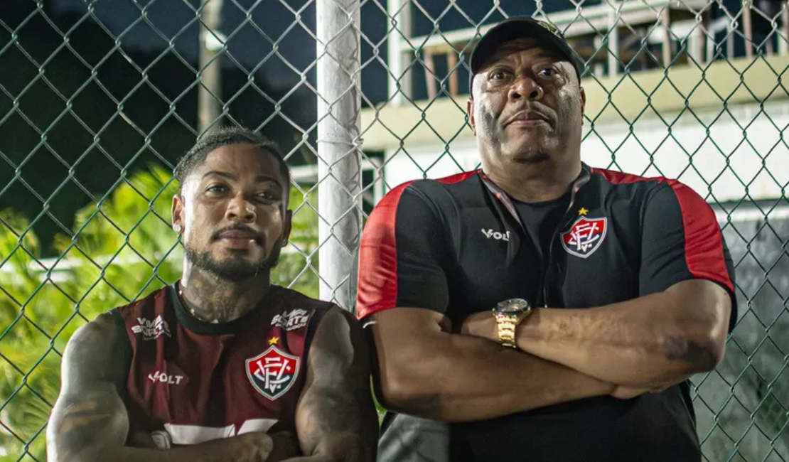 Marinho, natural de Penedo, retorna ao Vitória após quase dez anos